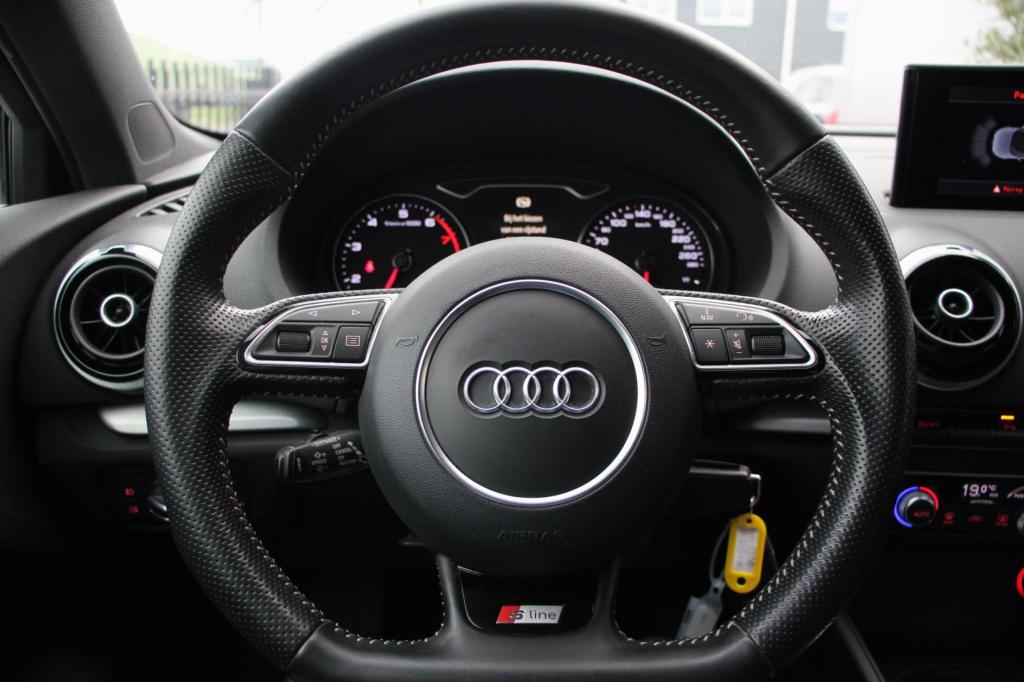 Audi A3 sportback 1.4 tfsi act s line sportpakket ultra - s-line - navi - a