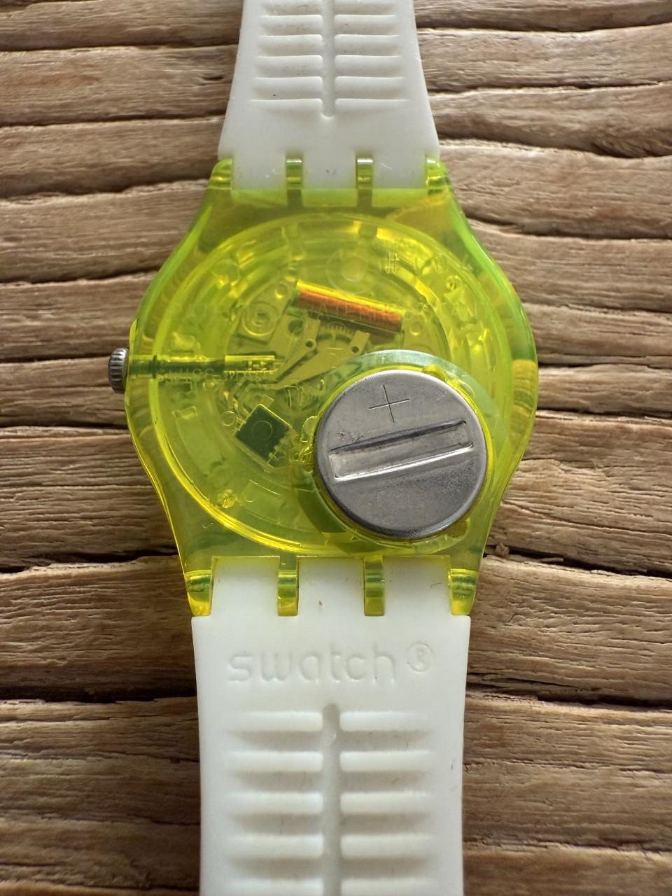Swatch horloge Gent Yellow Zeb GJ131