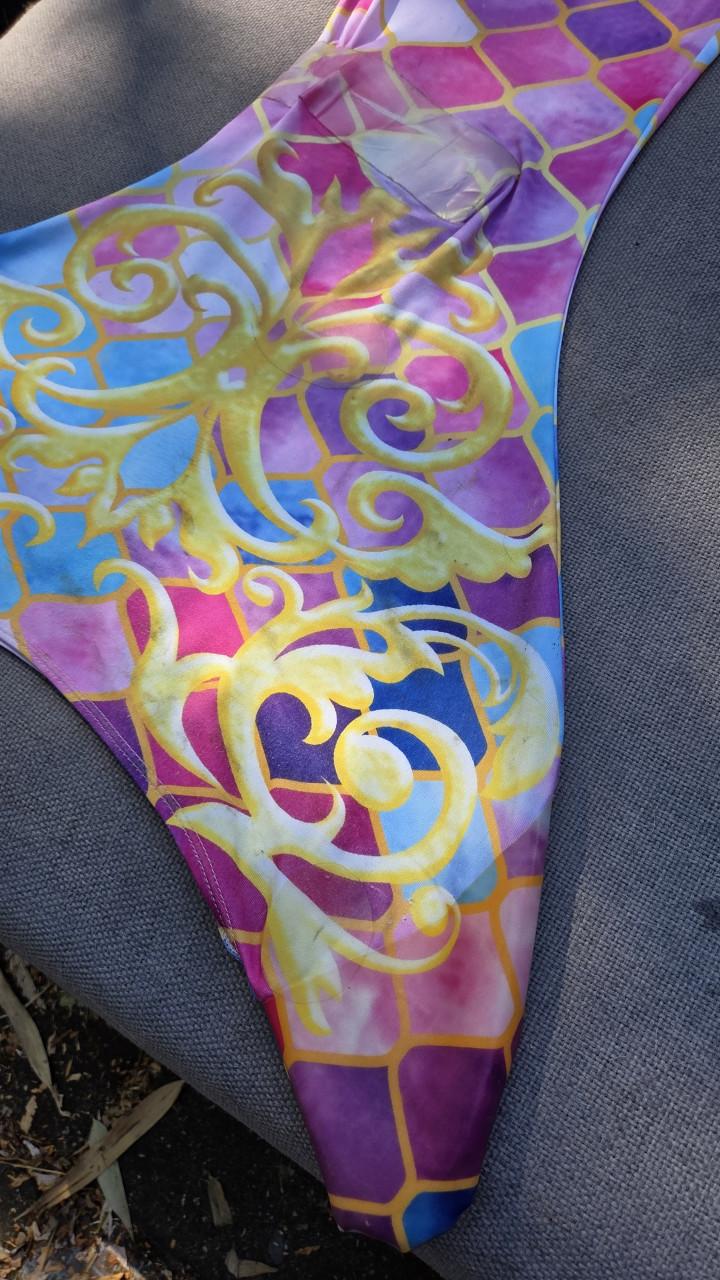 Zeemeerminstaart met bikini en monovin