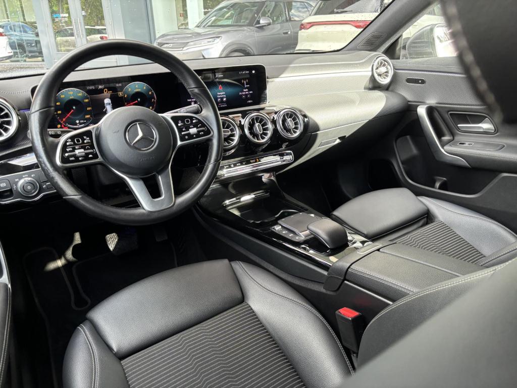 Mercedes-Benz Cla shooting brake 200 business solution luxury