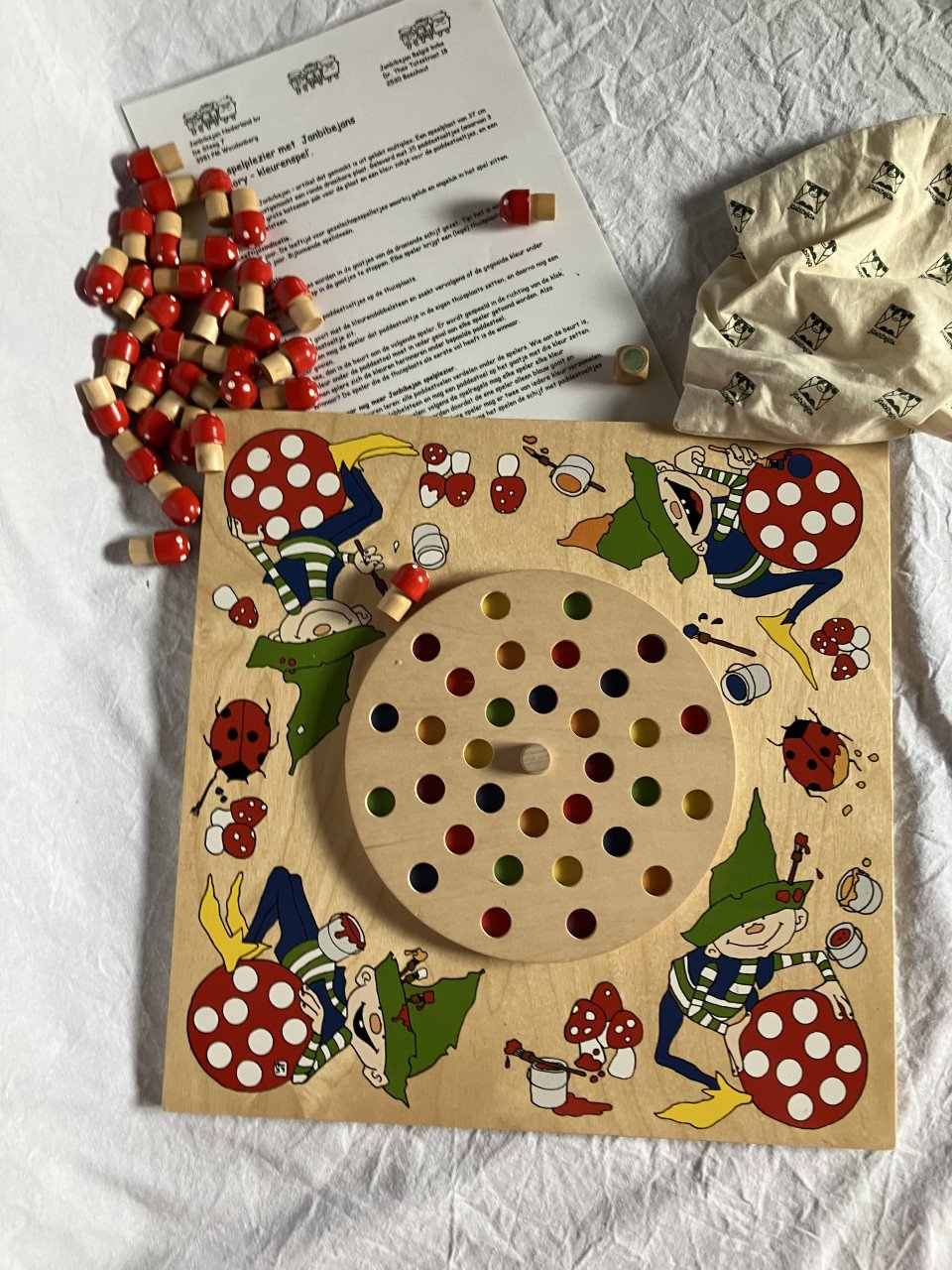 Drie houten bordspellen Janbibejan