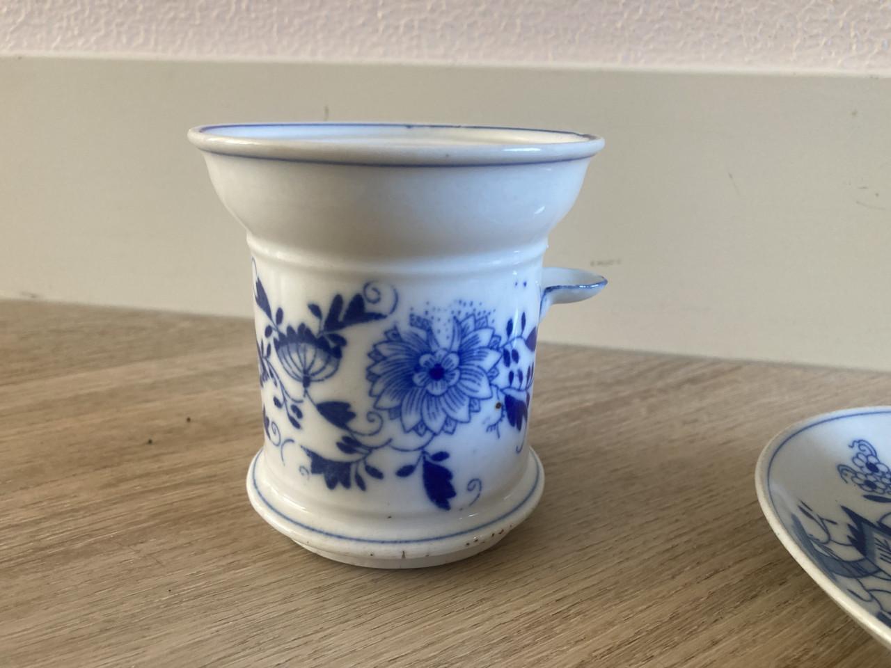 8 stuks Porcelein regout zwiebelmunster