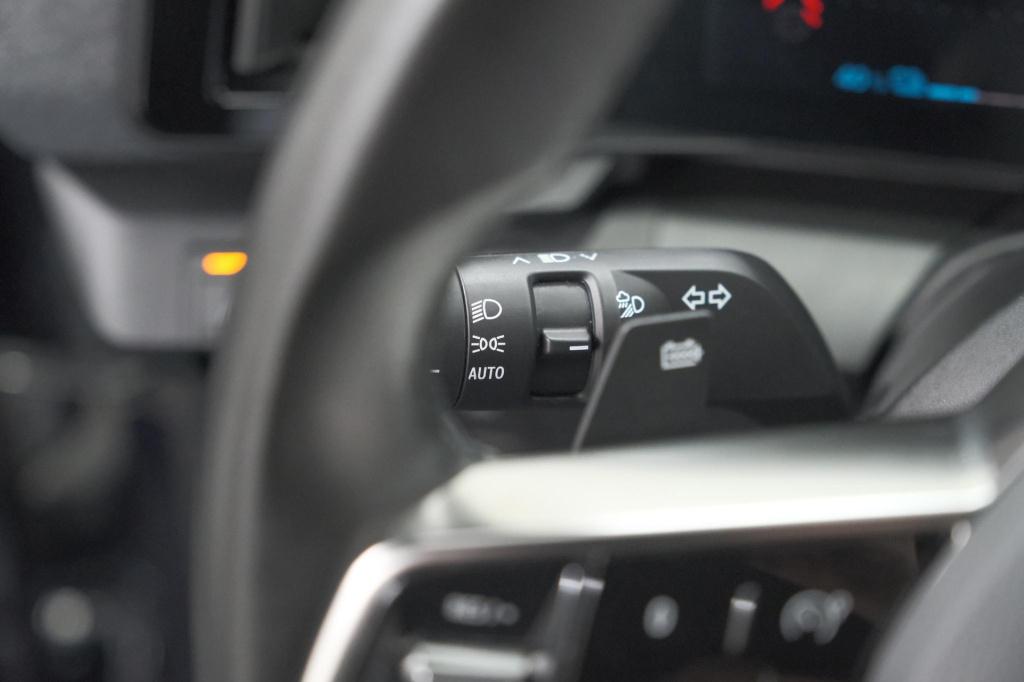 Renault Megane E-tech ev40 boost charge techno | pack winter | camera | app