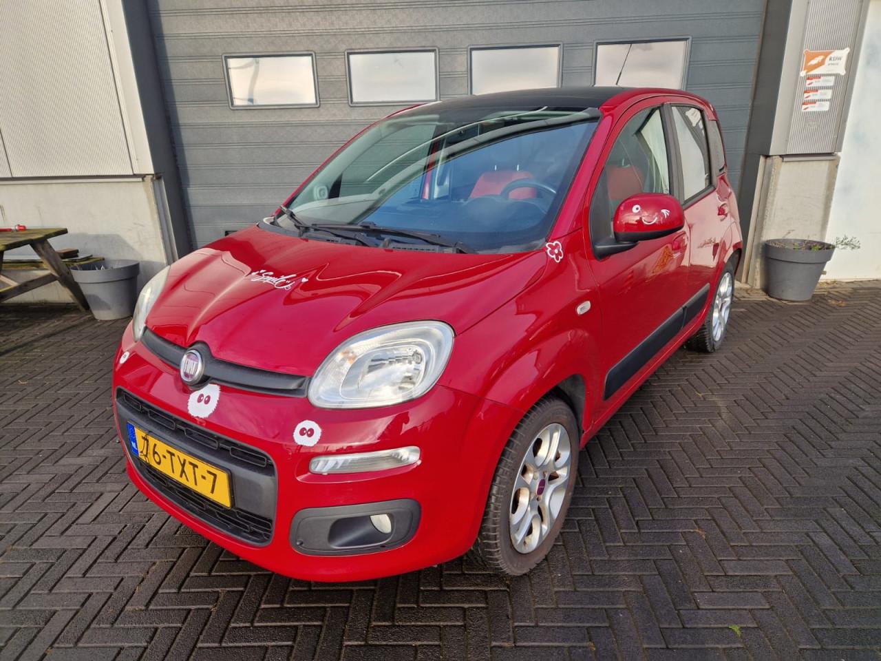 TE KOOP FIAT PANDA TWINAIR LOUNGE EURO 5 ZUINIGHEIDSLABEL A