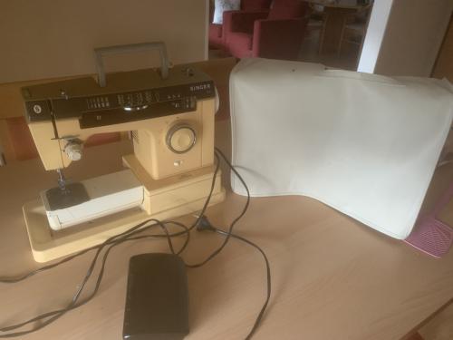 Te koop: naaimachine