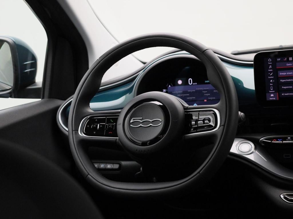 Fiat 500 500e 42 kwh passion | camera | apple carplay / android auto | navi