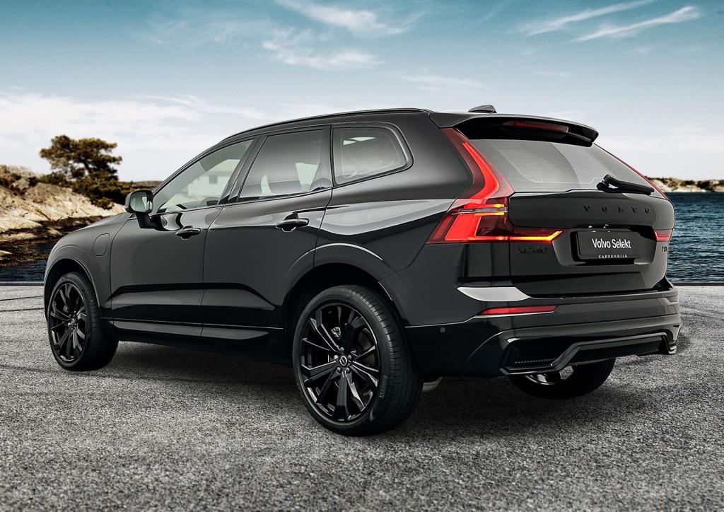 Volvo XC60 t6 398pk recharge ultra black edition | b&w | luchtvering | full