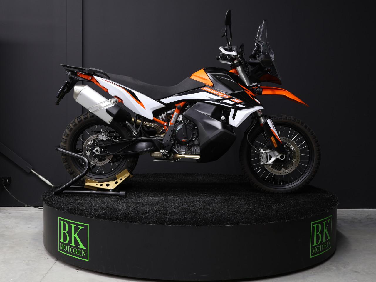 890 ADVENTURE R