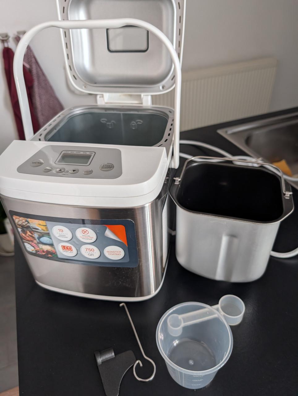 TE KOOP BROODMACHINE PRINCESS