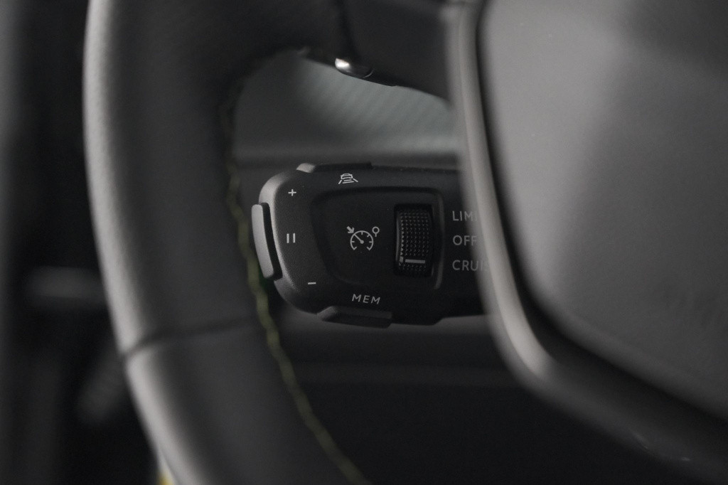 Peugeot 2008 puretech 130 eat8 gt | 360 camera | stoelmassage | adaptieve c