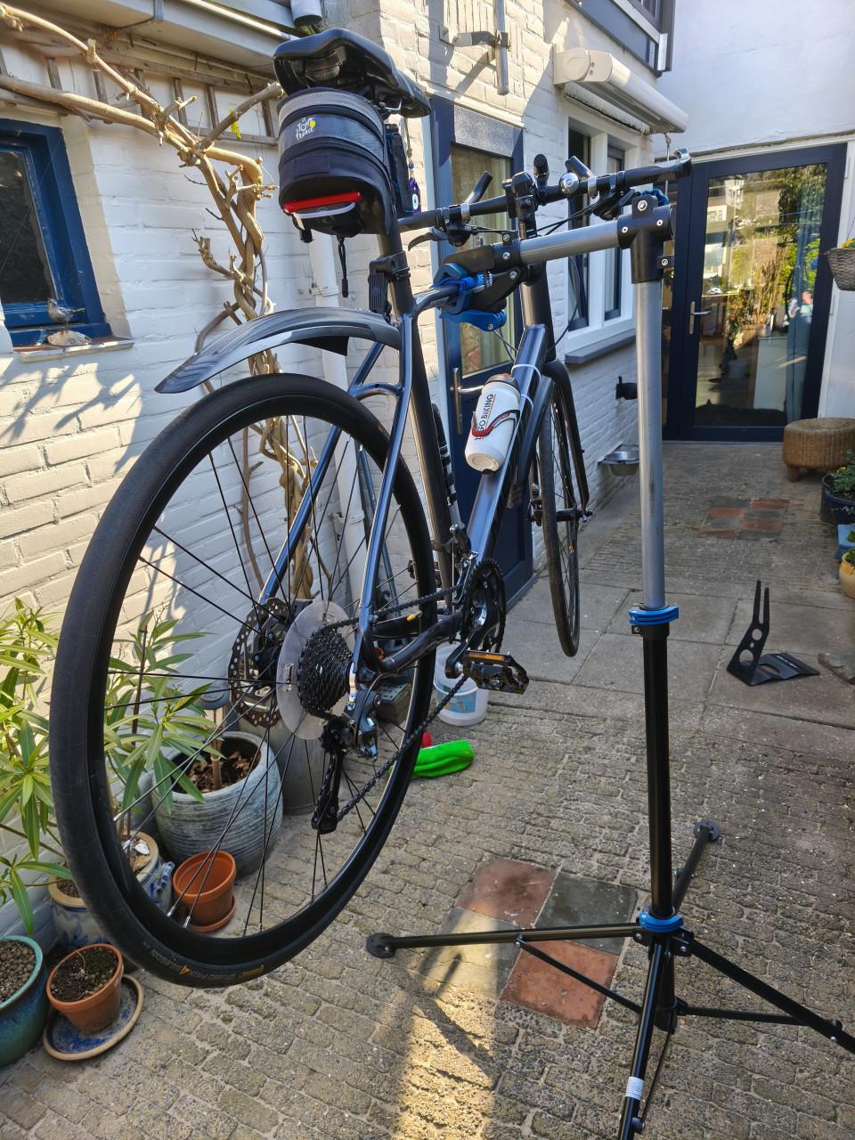 Te koop aangeboden Fiets montage en demontage Standard