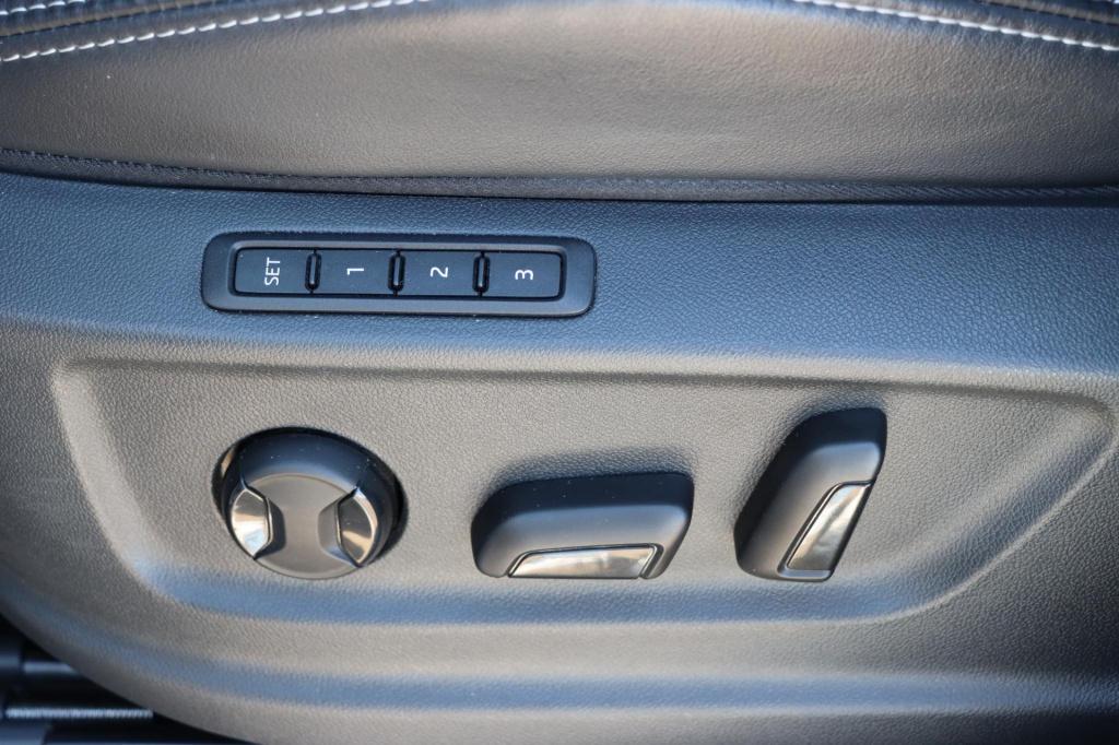 Skoda Kodiaq 1.5 tsi sportline business 150pk dsg7 7p. | pano | trekhaak | 