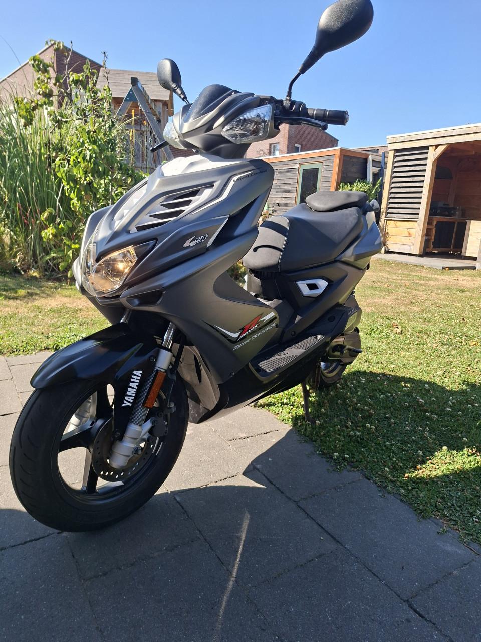Te koop yamaha aerox 4takt