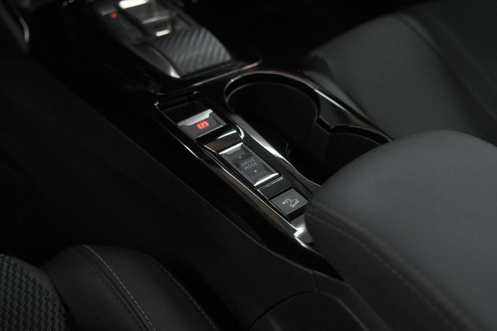 Peugeot 2008 1.2 hybrid 145 gt | 360 camera | adaptieve cruise control | do