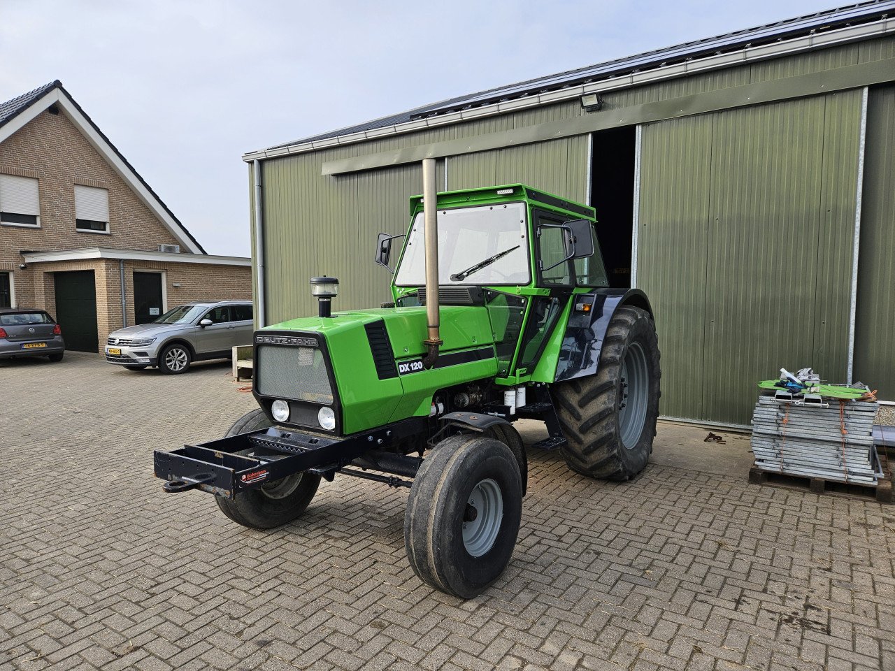Deutz dx 120