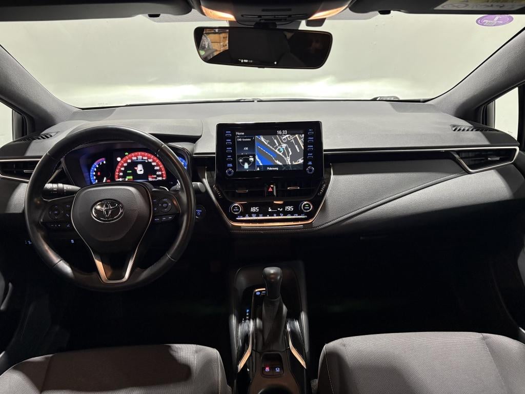 Toyota Corolla Touring Sports 2.0 hybrid first ed.