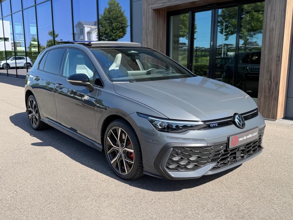 Volkswagen Golf 1.5 ehybrid 272pk gte | panoramadak | leder | 360 camera | 