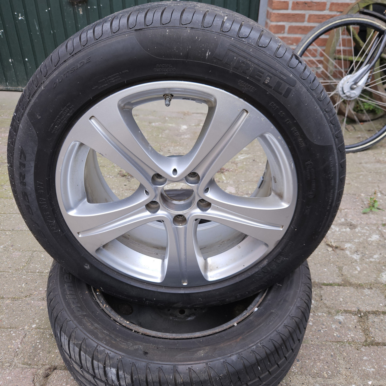 Mercedes E klasse (w213) velgen met banden