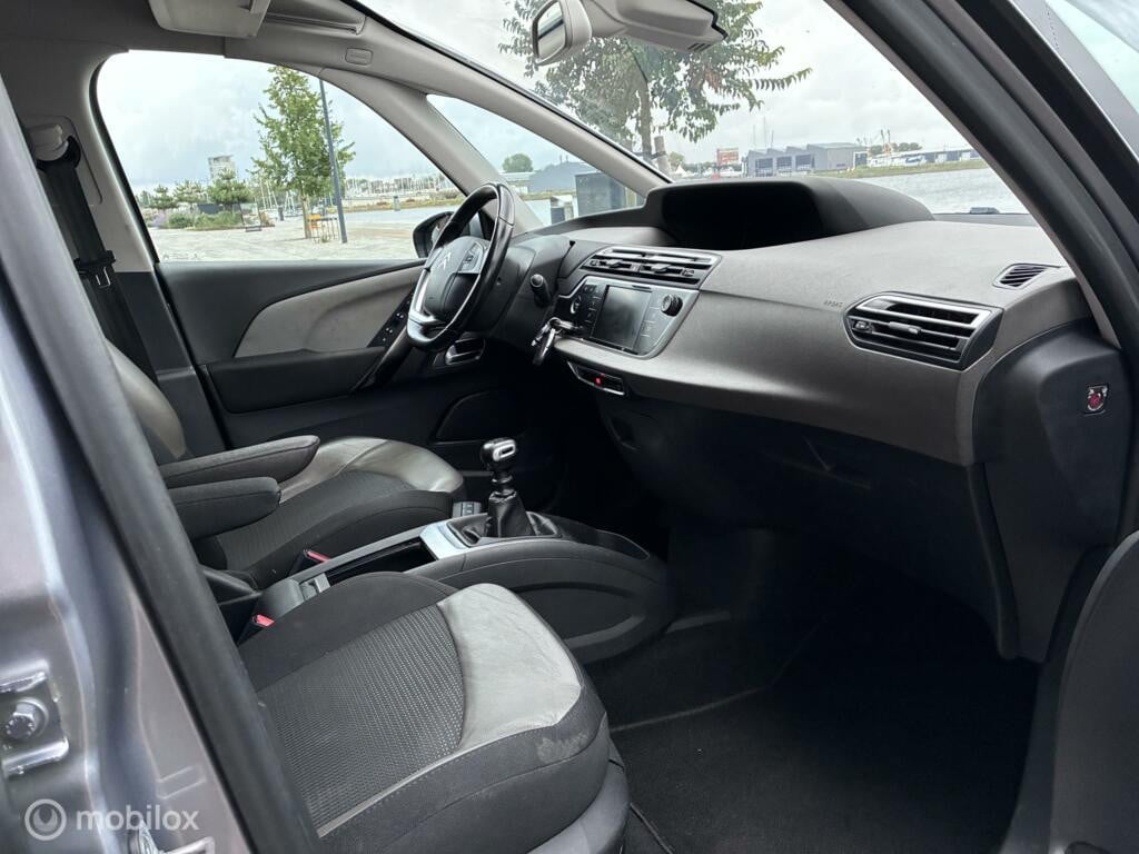 Citroen Grand C4 Spacetourer 1.2 PureTech Shine km182.038 Nap BJ2020