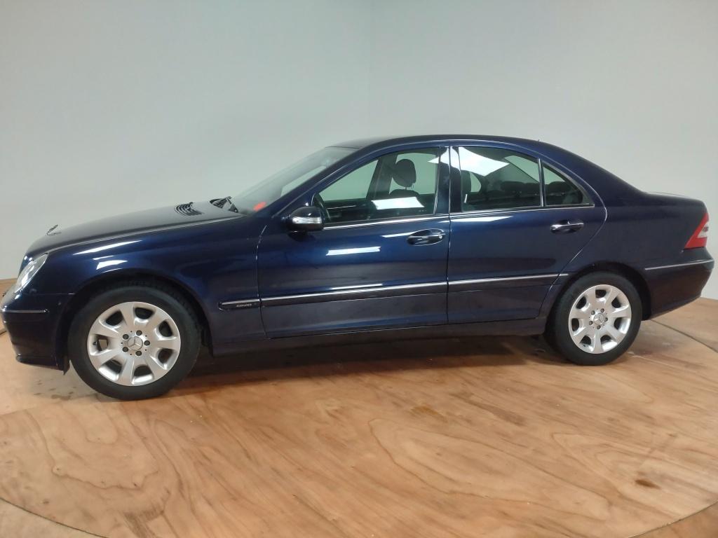 Mercedes-Benz C-Klasse 200 k. elegance