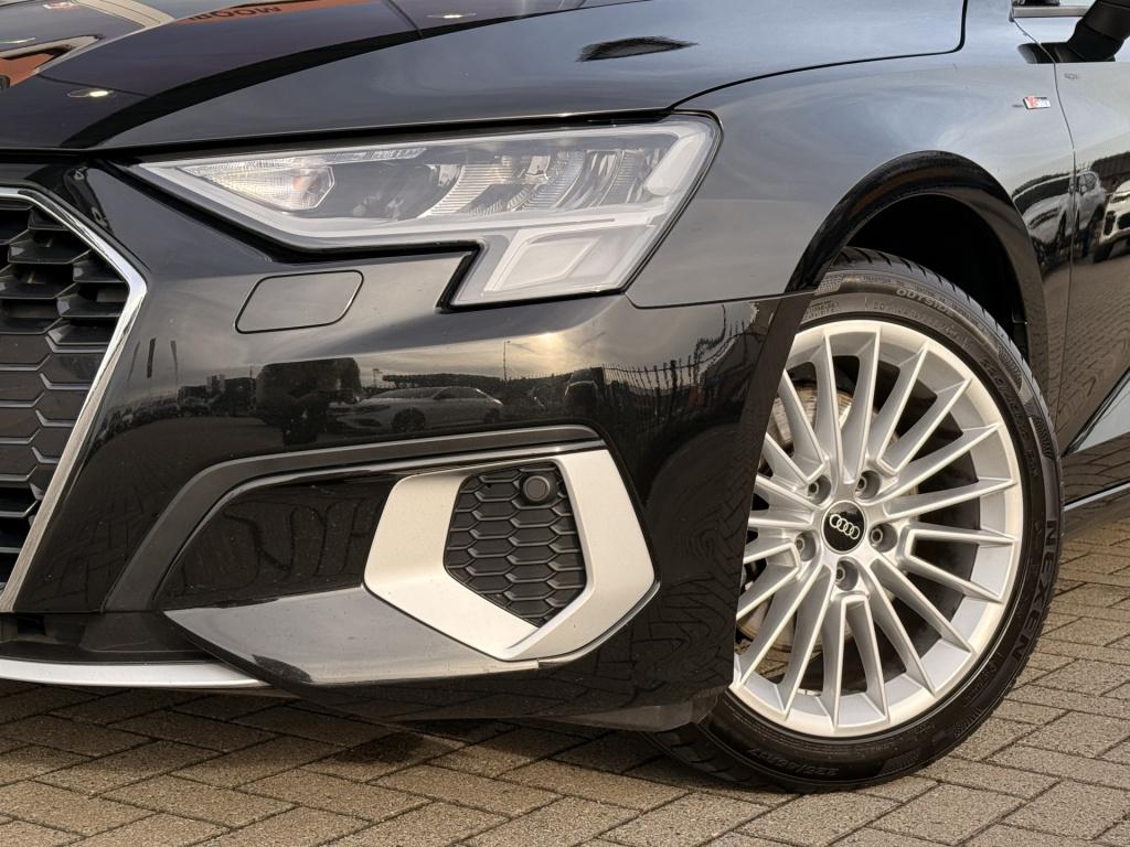 Audi A3 limousine 30 tfsi advanced edition | navi | acc | stoelverwarming |