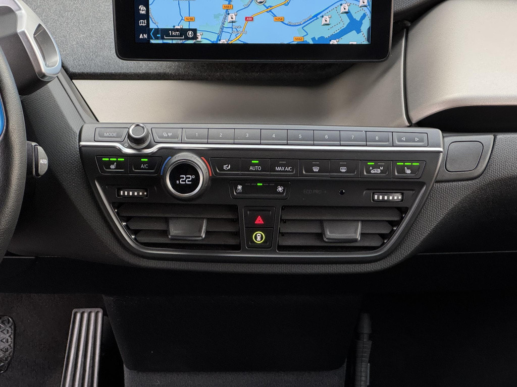 BMW I3 dark shadow edition 120ah 42 kwh | navigatie | camera | adapt. cruis