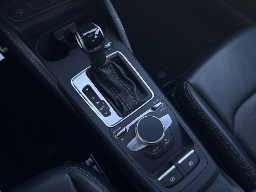 Audi Q2 35 tfsi s edition | pano | leder | vc | matrix | camera | stoelverw