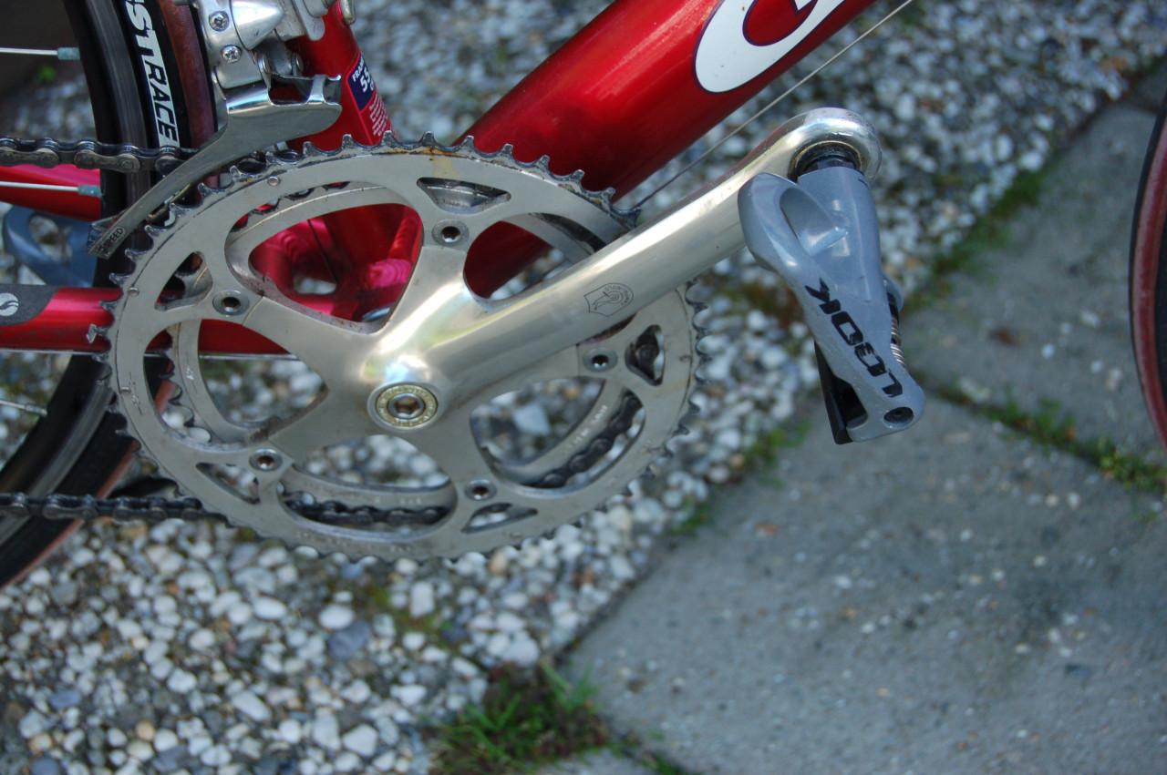 RACEFIETS - NIEUWE BANDEN  * * *