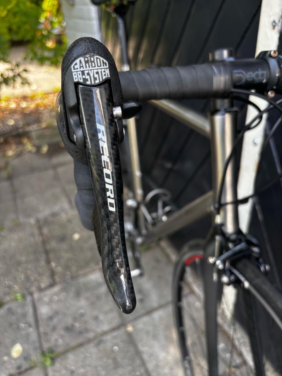 Titanium racefiets volledig Campagnolo