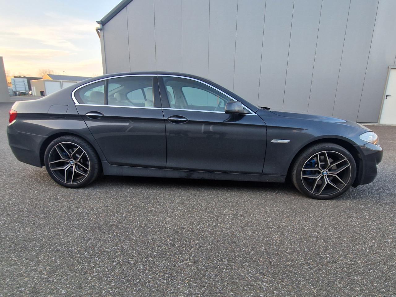 BMW 5-serie 528i High Executive