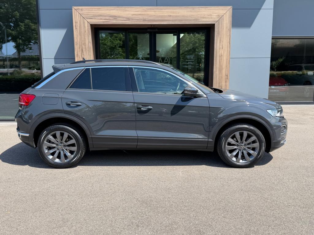 Volkswagen T-roc 1.5 tsi 150pk dsg style | camera | trekhaak | navi | carpl