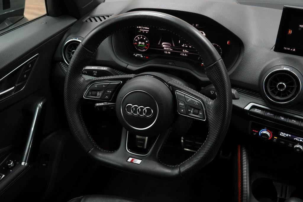 Audi Q2 1.5 tfsi | acc | pdc | carplay | s-line |