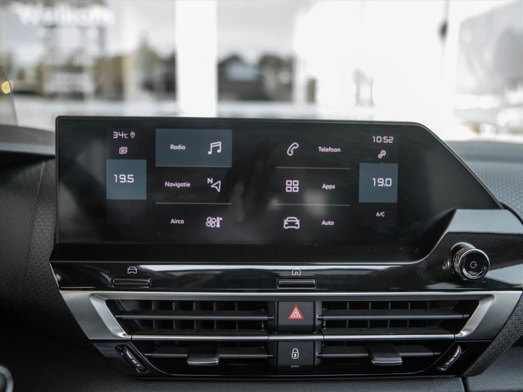 Citroen C4 1.2 puretech 130pk shine | panoramadak | hud | camera | navigati