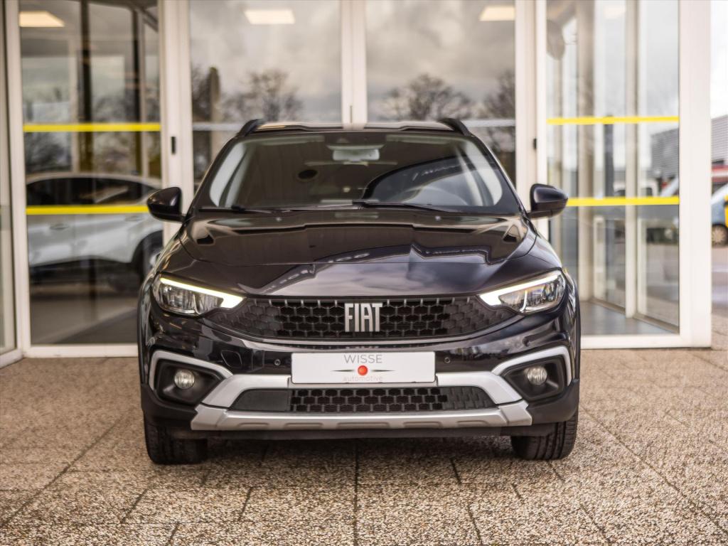 Fiat Tipo hatchback 1.5 hybrid 130pk cross automaat | camera | park. sensor