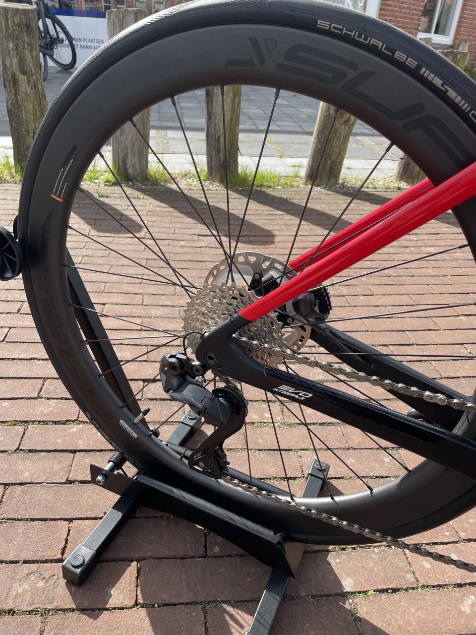 Sensa Giulia Evo Carbon Ultegra DI2 Racefiets zo goed als nieuw !!