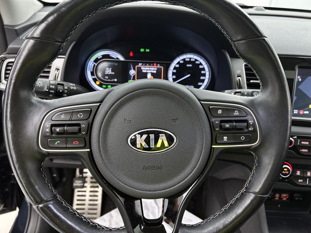 Kia Niro 1.6 gdi hybrid executiveline | trekhaak | jbl | schuifdak | stoelv