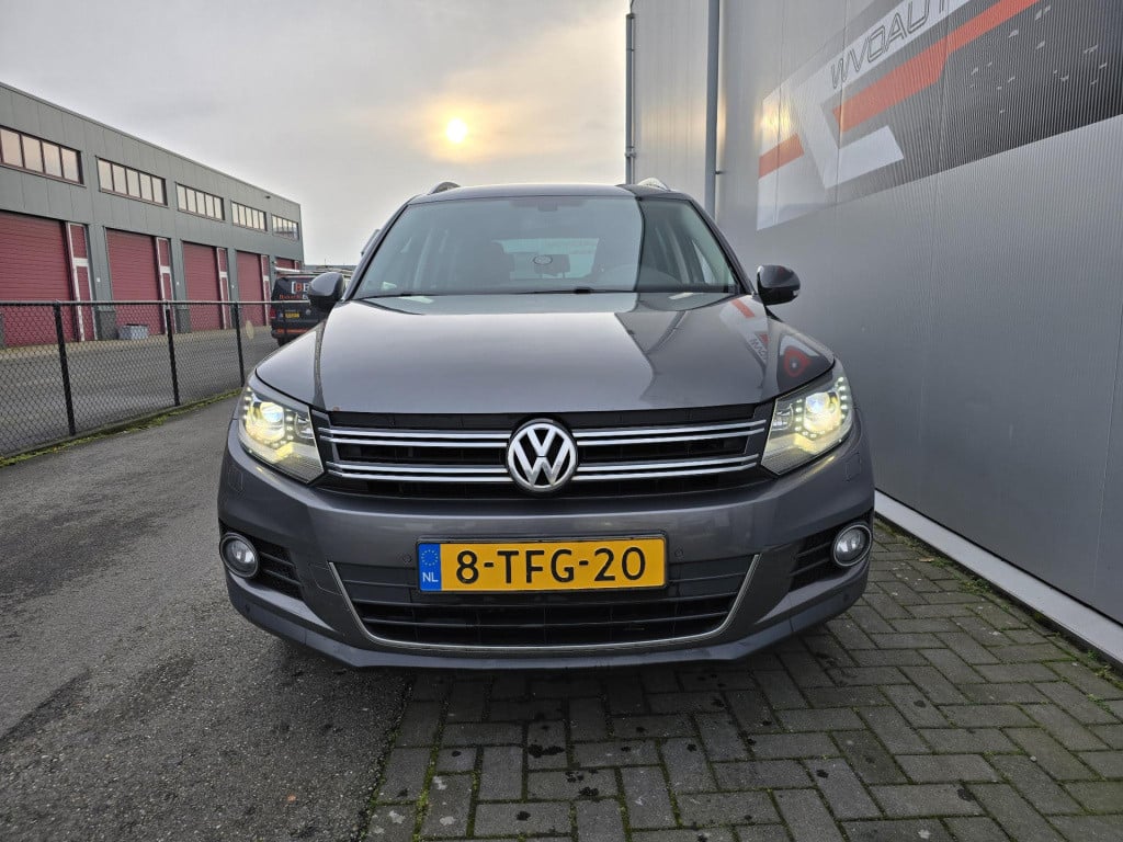 Volkswagen Tiguan 1.4 tsi sport&style