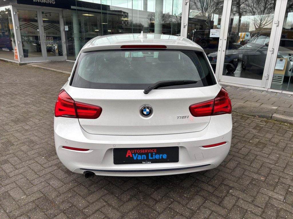 BMW 1 Serie (f20) 118i 136pk aut steptronic sport line | unieke km stand|ri