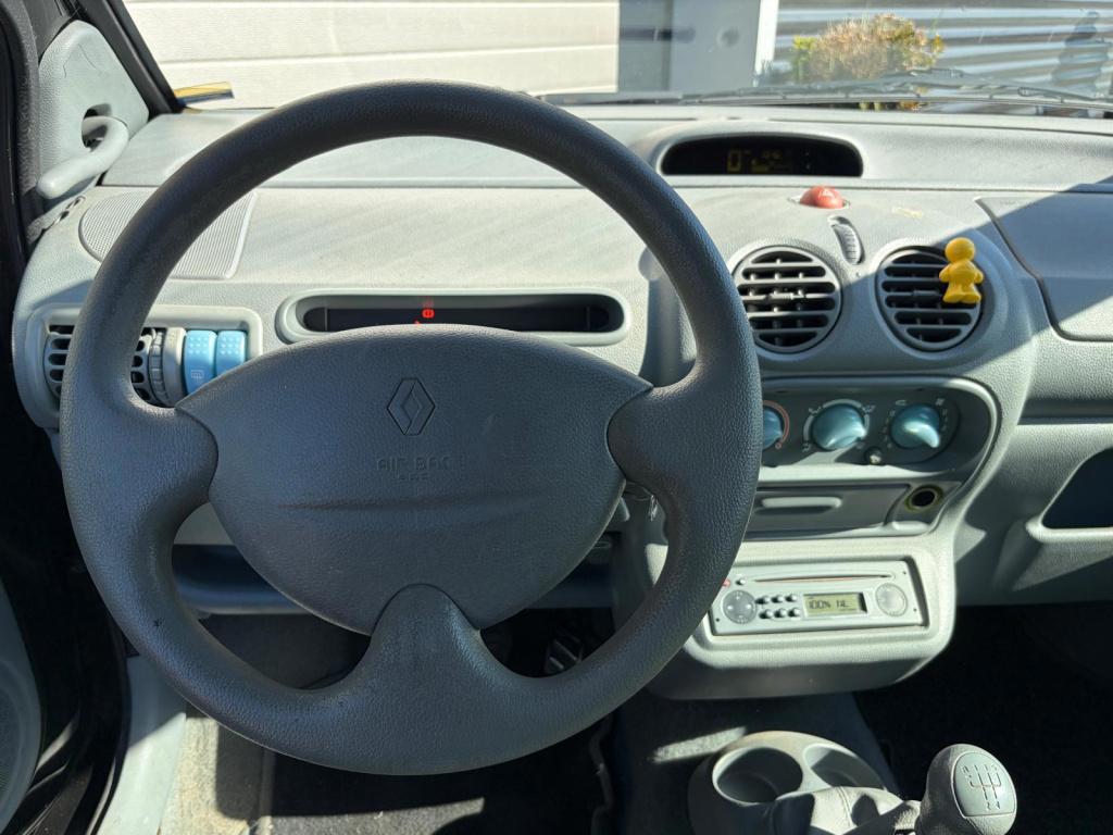 Renault Twingo 1.2-16v emotion/inruilkoopje/nieuwe apk/airco/