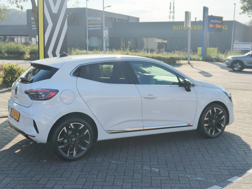 Renault Clio 1.0 tce 90 gpf techno - demo / pack look 17"