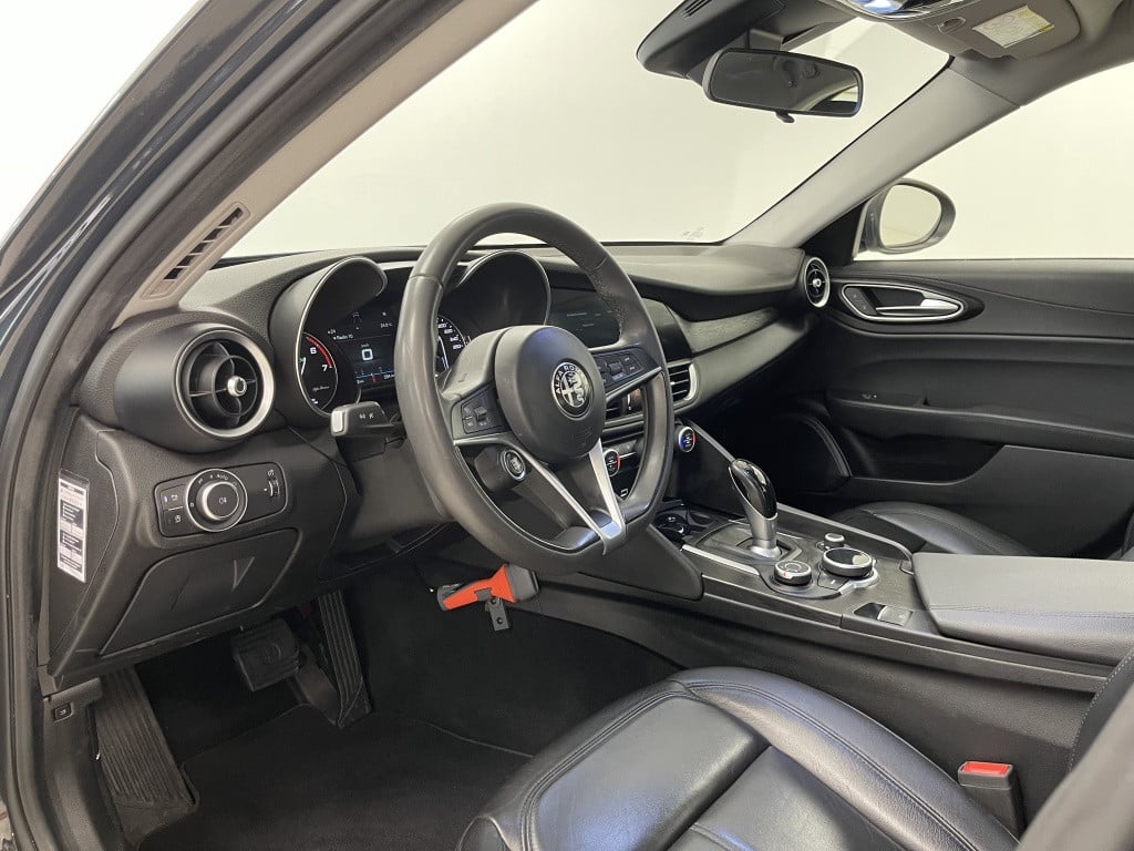 Alfa Romeo Giulia 2.0t super | colore esterno | trekhaak | 19'' | leder