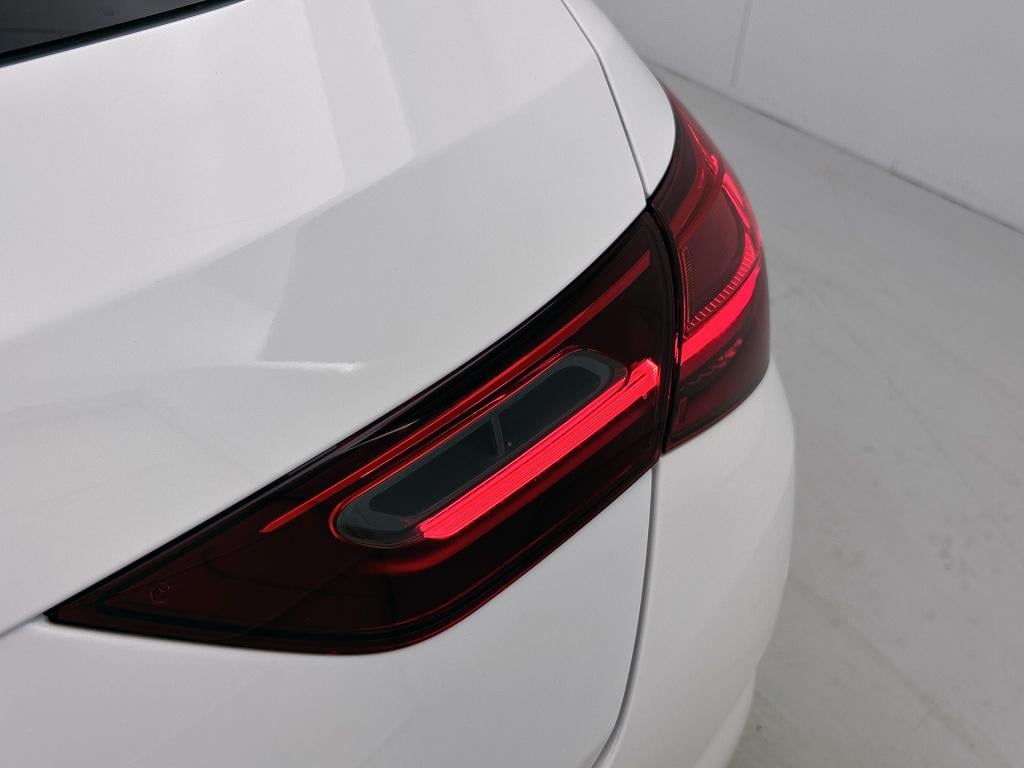 Mercedes-Benz Cla shooting brake 250 e business solution amg | nightpakket 