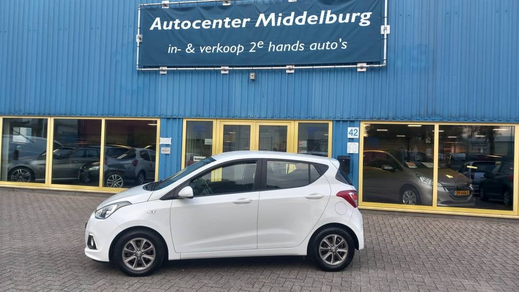 Hyundai I10 1.0 i I-Motion Comfort 5drs bj:2015 airco lm-velgen 103.000km