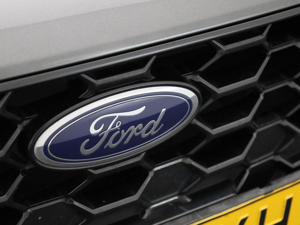 Ford Focus wagon 1.0 ecoboost hybrid st line x