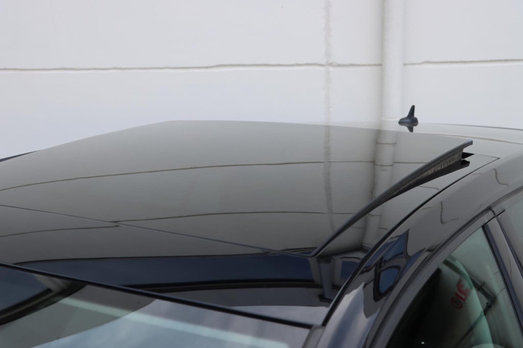 Volkswagen Golf 1.6 tdi highline r-line