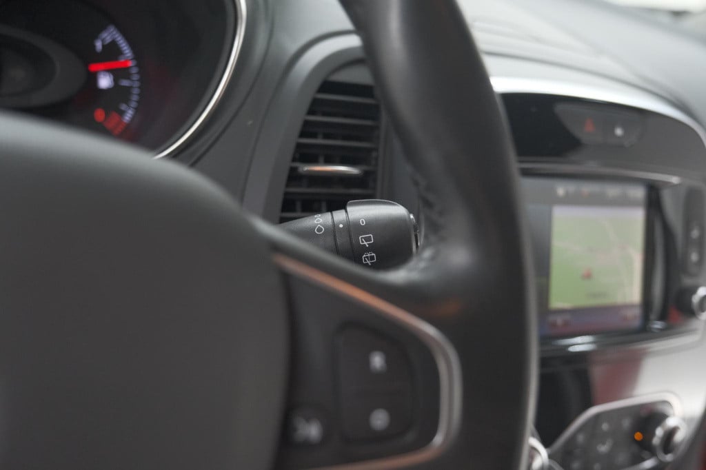 Renault Captur tce 120 edc intens | trekhaak | camera | navigatie | parkeer