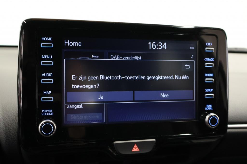 Toyota Yaris 1.5 hybride dynamic| camera| adap.cruise| half leder| climate
