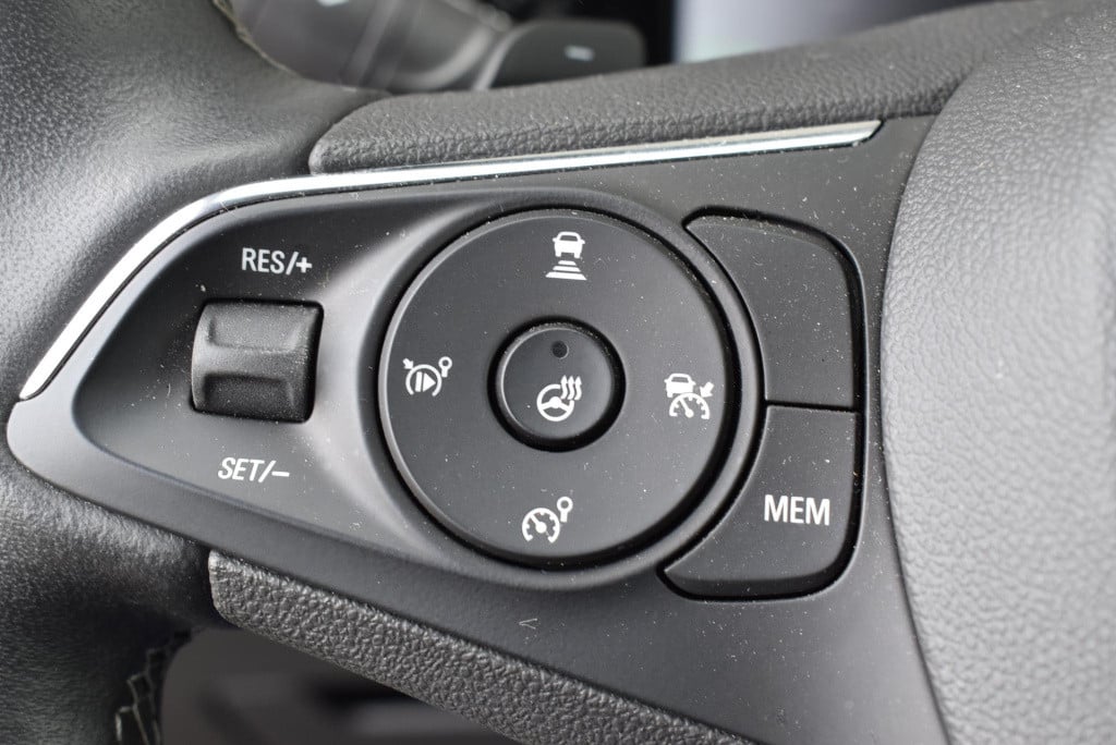 Opel Grandland 1.6 turbo plug-in hybrid gs 225pk | navi | camera | elektr. 