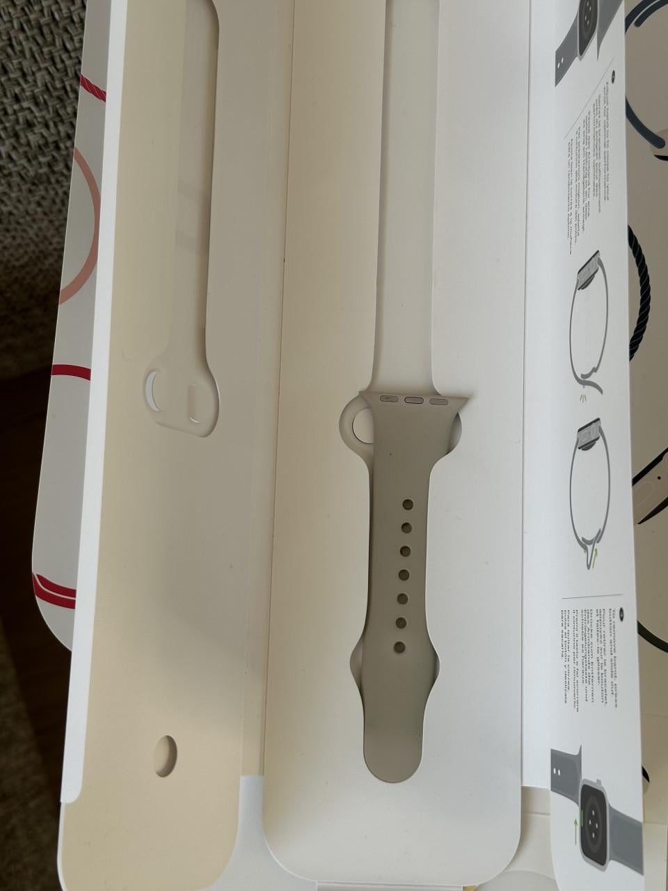 Apple watch 40 mm SE 2 2022 aluminium starlight sportband in 2 maten