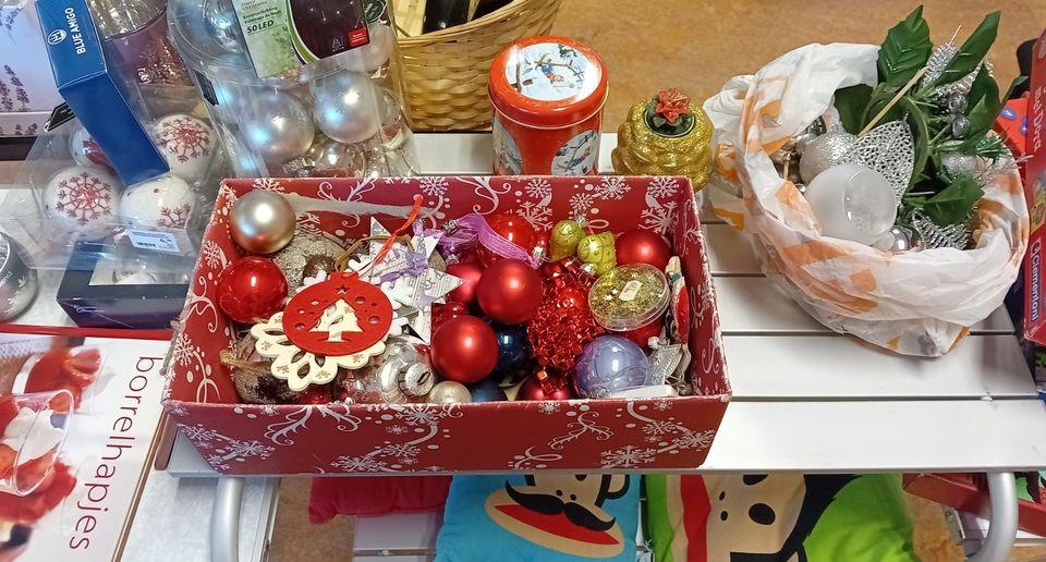 (2de hands) KerstBraderie Serooskerke 13 dec